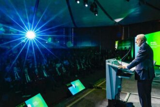 Lula chama conflito no Oriente Médio de “guerra da insensatez”