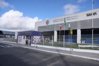 Nova escola estadual de tempo integral em Ipirá beneficia mais de mil estudantes | SEC