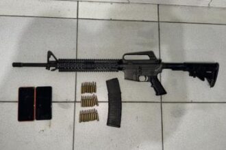 PM e PC capturam dois criminosos e aprendem fuzil no Extremo Sul | SSP