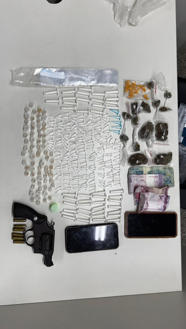 PM prende trio por tráfico em Ondina