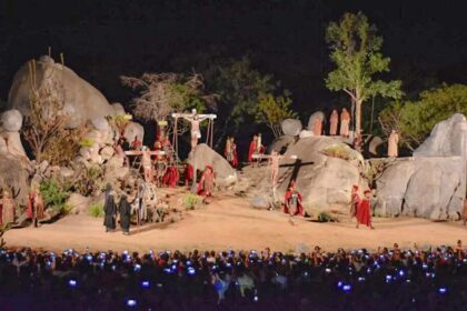 Paixão de Cristo de Nova Jerusalém tem encenações até domingo