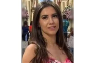 Professora é morta a facada ao defender o pai em jogo de futebol na Bahia