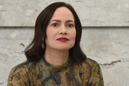 Servidora Ana Cristina Viana assume comando do INSS