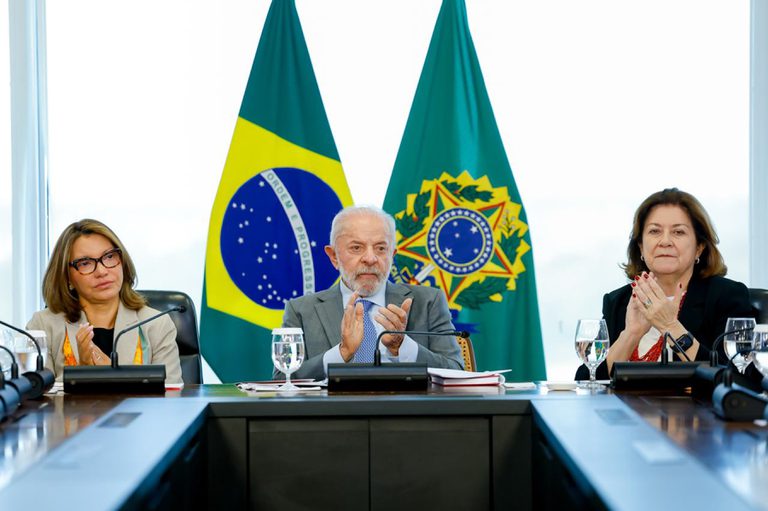 'A justiça será feita', defende Lula sobre memória de vítimas da Covid-19