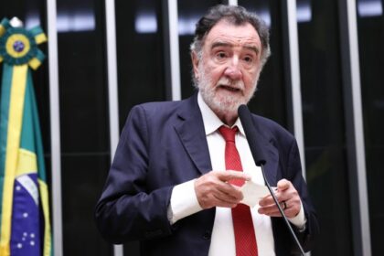 Discussão e Votação de propostas legislativas. Dep. Patrus Ananias (PT-MG)