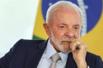 Em entrevista, Lula diz apostar em aproximação com Trump para reforçar imagem pragmática