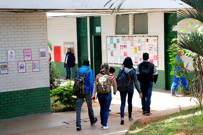 Escola deve estimular descanso e abrir espaço para neurodivergentes, prevê projeto — Senado Notícias