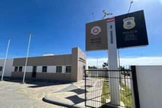 Governo do Estado entrega Delegacia Territorial e Pelotão da PM em Remanso | SSP