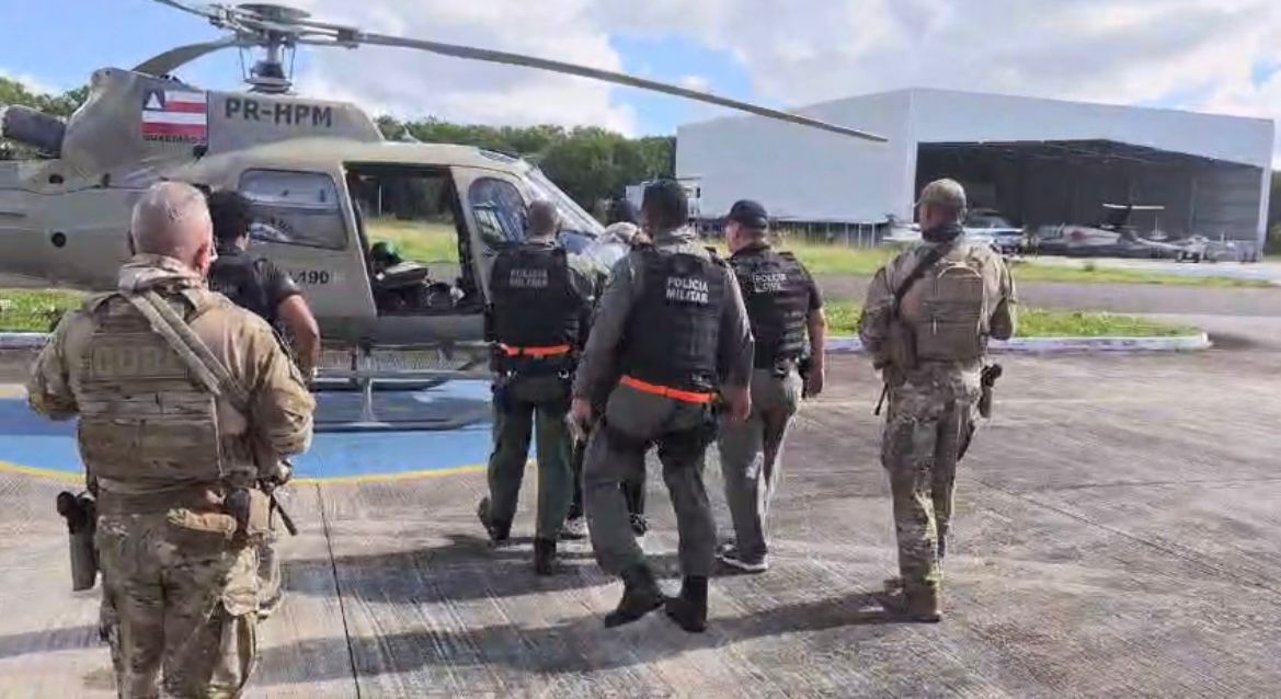Líder de facção preso na Bolívia é transferido para presídio na Bahia