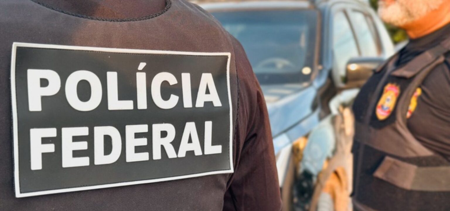 Operação da Polícia Federal mira fábrica clandestina de cigarros em Cruz das Almas e bloqueia R$ 10 milhões