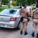 PM recupera carro roubado na Garibaldi