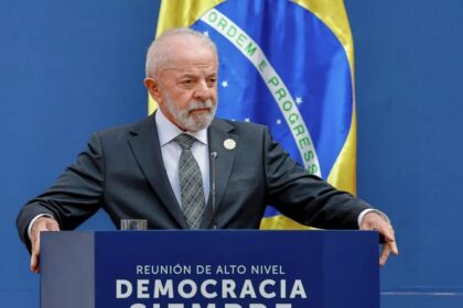 Pesquisa: Lula lidera no 1º turno, mas enfrenta empates no 2º