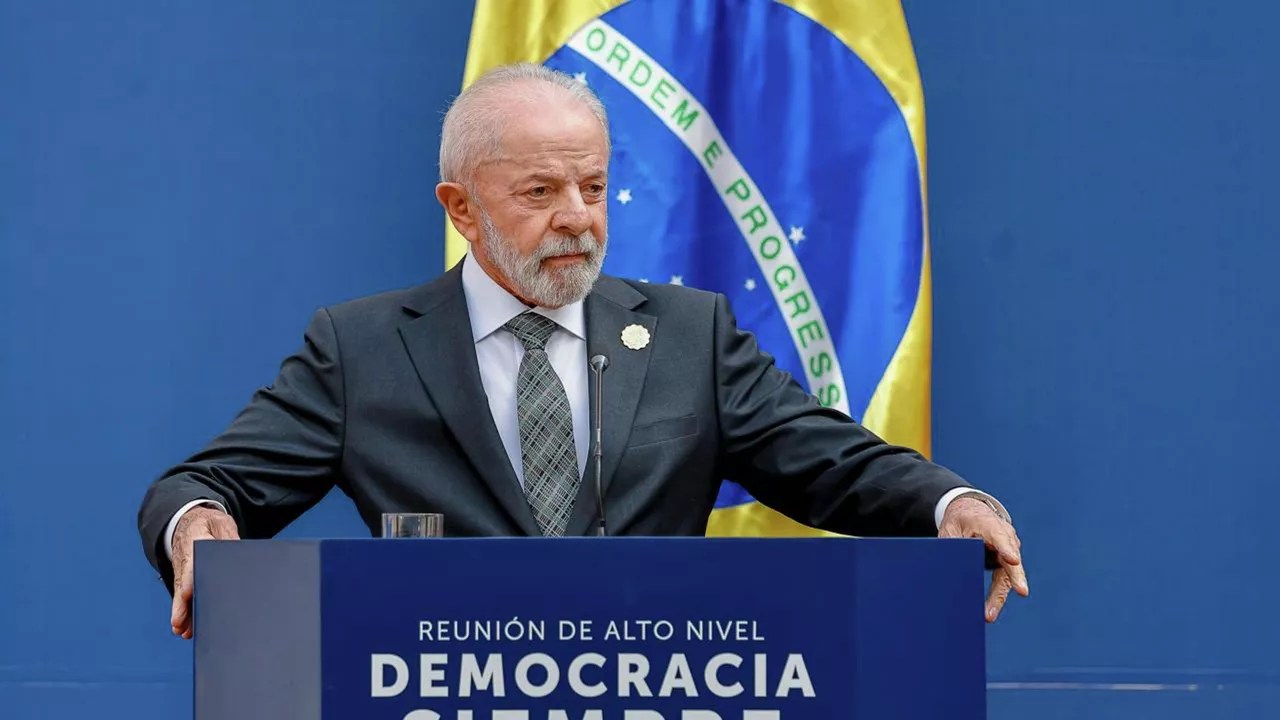 Pesquisa: Lula lidera no 1º turno, mas enfrenta empates no 2º