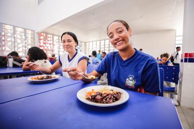 SEC convoca mais 23 nutricionistas aprovados em processo seletivo para atuação na rede estadual | SEC