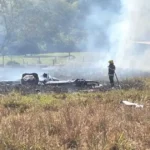 Avião de pequeno porte cai em Goiás; piloto, era sogro de apresentadora e ficou ferido após pane na decolagem