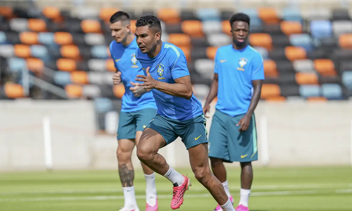 Brasil finaliza preparação para duelo decisivo com Japão