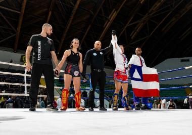 Carol Sousa, apoiada pelo FazAtleta, conquista o hexacampeonato brasileiro de kickboxing e mantém invencibilidade com apoio da Sudesb | SUDESB