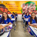 Evasão escolar cai 9% no Ensino Médio da Rede Estadual da Bahia | SEC