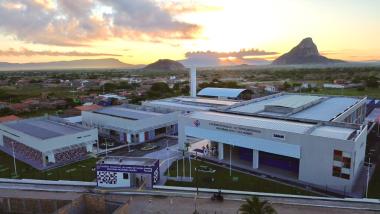 Governo da Bahia inaugura novo Colégio Estadual de Tempo Integral em Itatim com investimento de R$ 32,1 milhões | SEC