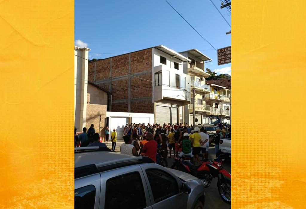 Homem é executado a tiros em plena luz do dia no Centro de Mutuípe