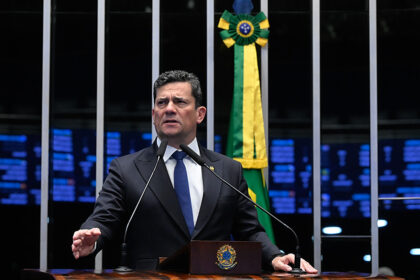 Em discurso, à tribuna, senador Sergio Moro (PL-PR).