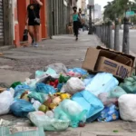 Paralisação suspende serviço de limpeza urbana em Salvador