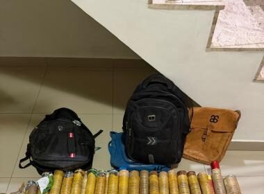 Polícia Militar apreende 78 espadas e conduz quatro pessoas em Santo Estêvão | SSP