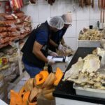 Procon-BA retira mais de uma tonelada de alimentos impróprios para consumo durante ação do Plantão Integrado dos Direitos Humanos | SJDH