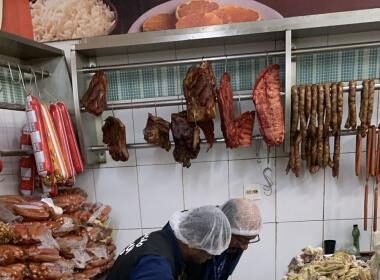 Procon-BA retira mais de uma tonelada de alimentos impróprios para consumo durante ação do Plantão Integrado dos Direitos Humanos | SJDH