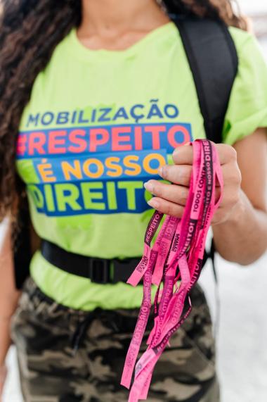 Projeto Direitos Humanos em Eventos Populares promove ação de combate à violência contra a pessoa idosa na Nova Rodoviária de Salvador | SJDH