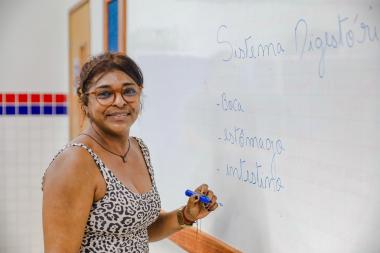 SEC esclarece dúvidas relacionadas aos acréscimos no contracheque dos professores e coordenadores pedagógicos da rede estadual | SEC