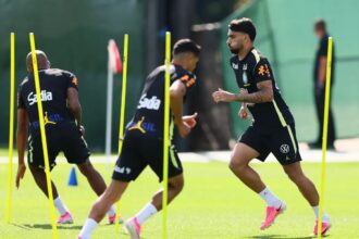 Seleção brasileira se reapresenta e faz 1º treino para encarar Haiti