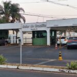 Alexandre de Moraes decide manter Bolsonaro em prisão domiciliar