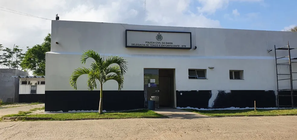 Barbeiro mata o próprio pai acidentalmente durante discussão dentro de barbearia em Itabuna