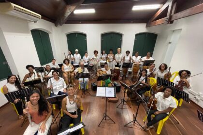 ILÙ OBIRIM estreia como primeira orquestra de mulheres negras da Bahia