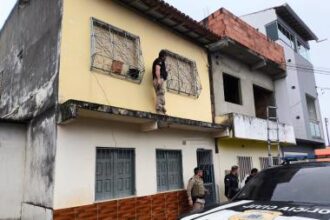 Operação Grandmother é deflagrada contra organização criminosa envolvida com o tráfico de drogas em Itapetinga e Itororó | SSP