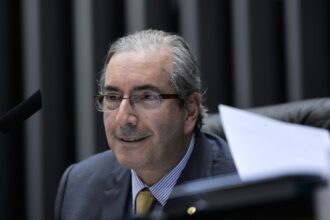 STF bloqueia R$ 6 milhões de Eduardo Cunha por indicação de emendas