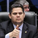 Alcolumbre destrava PEC do fim da 6x1 após conversas com Lula
