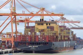 Balança comercial de julho tem superávit de US$ 7 bilhões
