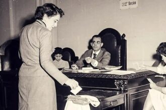Conquista do voto feminino no Brasil resistiu à misoginia histórica
