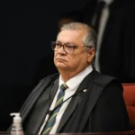 Dino autoriza PF a acessar dados de investigação sobre filme de Bolsonaro