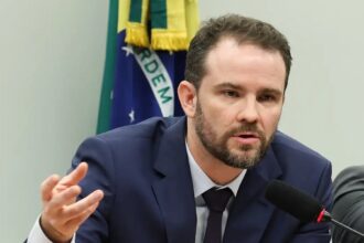 Durigan: Brasil deve ampliar comércio exterior