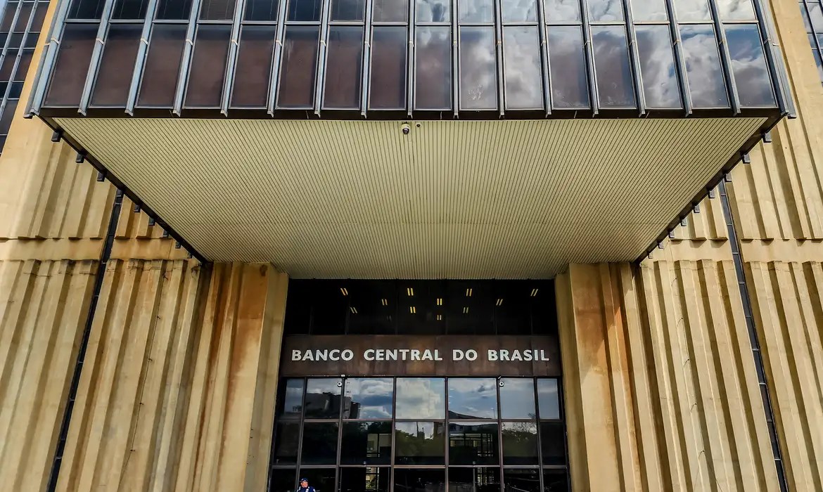 Em nova redução, Copom baixa taxa Selic para 14% ao ano