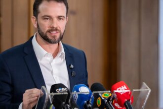 Governo ouvirá empresários para decidir se aplicará lei contra EUA