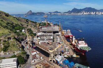 Indústria naval brasileira volta a crescer. Projetos reacendem estaleiros