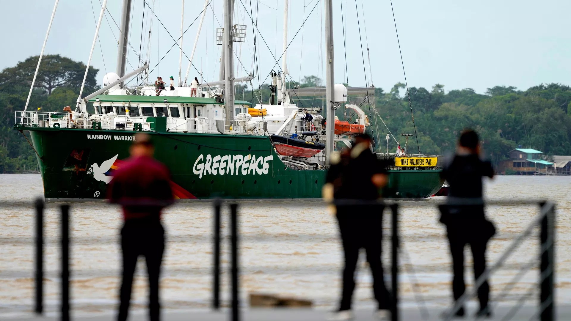 ONGs tentam minar a ascensão do Brasil como 5º maior produtor de petróleo