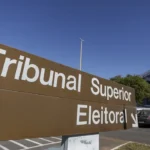 TSE restabelece filiação de Flávio Bolsonaro ao PL