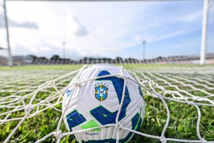 Visitantes abrem vantagem na briga por acesso ao Brasileirão Feminino