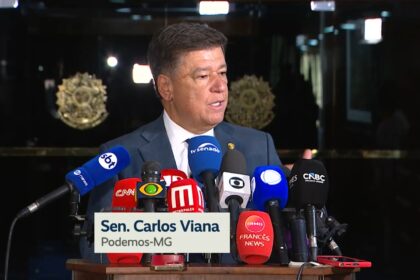 Vídeo: Carlos Viana pede abertura de processo de impeachment de Alexandre de Moraes