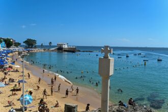 Boias reforçam segurança no Porto da Barra